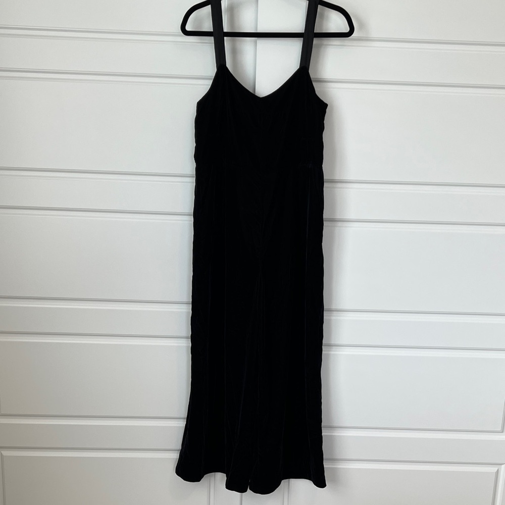 J.Crew Black Velvet V-Neck Wide-Leg Jumpsuit - Size 8